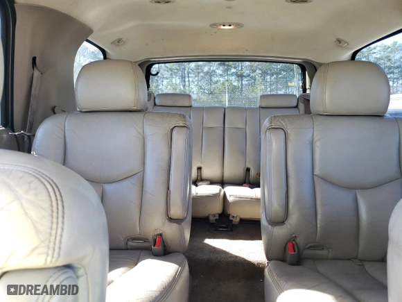 2003 Chevrolet Tahoe LT with VIN 1GNEC13Z73R131088, listed as a Copart auction lot 42475545 with 308,576 mi miles and Non Repairable. Bid and sale history available at carsss.com. Image 10.