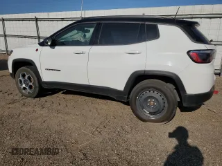 2022 Jeep Compass Trailhawk z VIN 3C4NJDDB5NT148841, wystawiony jako Copart lot #52532475 z przebiegiem 57 081 mil mil oraz Szkoda całkowita • Salvage title. Historia ofert i sprzedaży dostępna na DreamBid. Obrazek 2.