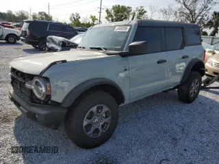 2024 Ford Bronco Big Bend z VIN 1FMDE7BH9RLB23320, wystawiony jako Copart lot #55490395 z przebiegiem 2225 mil mil oraz Szkody całkowita. Historia ofert i sprzedaży dostępna na DreamBid. Obrazek 1.