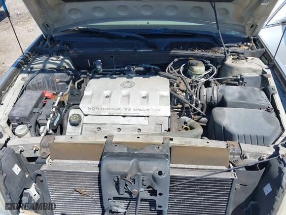 2001 Cadillac DeVille with VIN 1G6KD54Y91U235374, listed as a IAAI auction lot 41874980 with 136,090 mi miles. Bid and sale history available at carsss.com. Image 10.