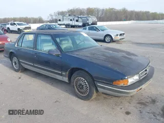 1989 Pontiac Bonneville z VIN 1G2HX54CXKW228656, wystawiony jako IAAI lot #42010767 z przebiegiem 613 330 mil mil oraz . Historia ofert i sprzedaży dostępna na DreamBid. Obrazek 1.