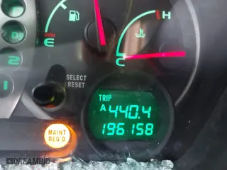2004 Honda Pilot EX with VIN 2HKYF18624H620101, listed as a IAAI auction lot 41539583 with 196,158 mi miles. Bid and sale history available at carsss.com. Image 16.