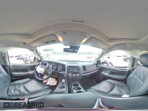2018 Toyota Sequoia SR5 with VIN 5TDZY5G14JS071471, listed as a Copart auction lot 44165055 with 121,063 mi miles and Salvage Title. Bid and sale history available at carsss.com. Image 14.