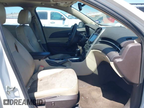 2016 Chevrolet Malibu Limited LT with VIN 1G11C5SA4GF162938, listed as a IAAI auction lot 42004724 with 207,160 mi miles. Bid and sale history available at carsss.com. Image 5.