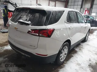 2024 Chevrolet Equinox LT with VIN 3GNAXUEGXRS152409, listed as a IAAI auction lot 41630575 with 4,853 mi miles. Bid and sale history available at carsss.com. Image 4.