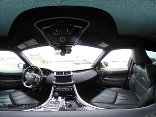 2017 Land Rover Range Rover Sport HSE z VIN SALWR2FVXHA177653, wystawiony jako IAAI lot #41879997 z przebiegiem 90 231 mil mil oraz . Historia ofert i sprzedaży dostępna na DreamBid. Obrazek 18.