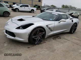 2017 Chevrolet Corvette 1LT with VIN 1G1YB2D75H5121081, listed as a Copart auction lot 43737223 with 32,917 mi miles. Bid and sale history available at carsss.com. Image 1.