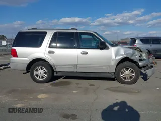 2003 Ford Expedition Special Service with VIN 1FMPU15L53LC50263, listed as a IAAI auction lot 41408415 with 124,891 mi miles. Bid and sale history available at carsss.com. Image 13.