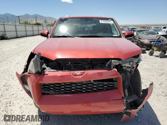 2014 Toyota 4Runner Limited with VIN JTEBU5JR5E5177138, listed as a Copart auction lot 61028645 with Not provided miles and Salvage title. Bid and sale history available at DreamBid. Image 5.