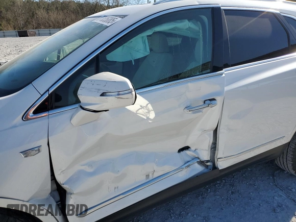 2020 Cadillac XT5 Premium Luxury FWD with VIN 1GYKNCRSXLZ165905, listed as a Copart auction lot 87835085 with 56,001 mi miles and Salvage Title. Bid and sale history available at carsss.com. Image 7.