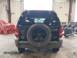 2003 Jeep Liberty Sport with VIN 1J4GL48K53W583860, listed as a IAAI auction lot 41632528 with 162,235 mi miles. Bid and sale history available at carsss.com. Image 16.