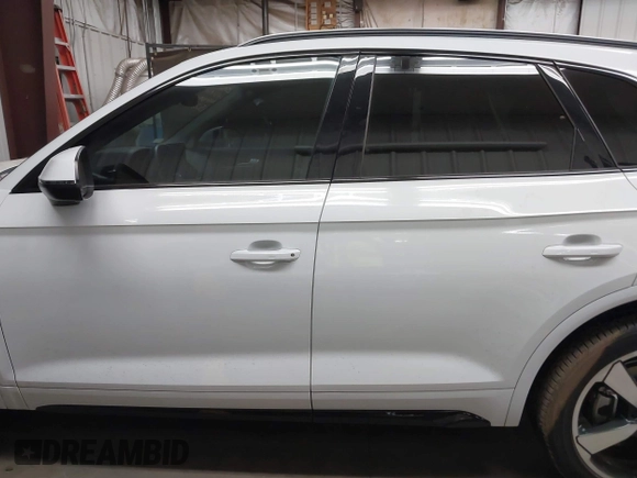 2023 Audi Q5 S line Premium Plus with VIN WA1EAAFYXP2061578, listed as a IAAI auction lot 42338898 with 20,190 mi miles and . Bid and sale history available at DreamBid. Image 14.