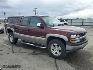2000 Chevrolet Silverado 1500 LS with VIN 2GCEK19T5Y1389706, listed as a Copart auction lot 51344645 with 200,609 mi miles and Salvage Title. Bid and sale history available at carsss.com. Image 4.