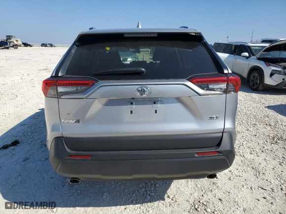 2021 Toyota RAV4 XLE Premium with VIN 2T3C1RFV2MC167755, listed as a Copart auction lot 43845355 with 32,343 mi miles and Salvage Title. Bid and sale history available at carsss.com. Image 6.
