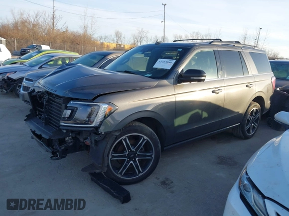 2019 Ford Expedition Limited with VIN 1FMJU2ATXKEA52492, listed as a IAAI auction lot 41455846 with 100,855 mi miles. Bid and sale history available at carsss.com. Image 18.