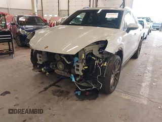 2021 Porsche Cayenne z VIN WP1AA2AY2MDA02282, wystawiony jako IAAI lot #41960123 z przebiegiem 31 608 mil mil oraz . Historia ofert i sprzedaży dostępna na DreamBid. Obrazek 17.