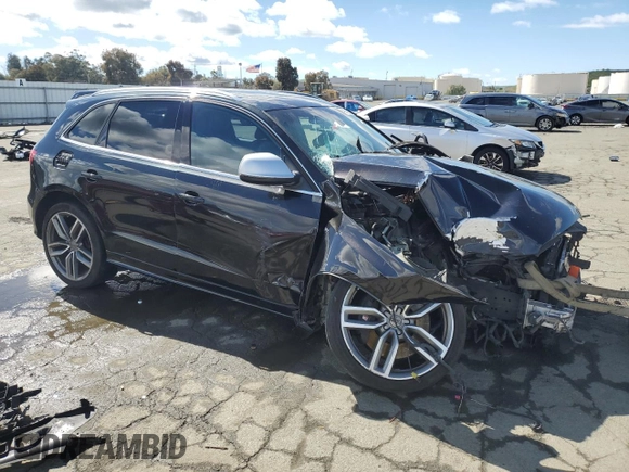 2014 Audi SQ5 Premium Plus z VIN WA1CGAFP3EA052852, wystawiony jako Copart lot #49169825 z przebiegiem 239 543 mil mil oraz Szkoda całkowita • Salvage title. Historia ofert i sprzedaży dostępna na DreamBid. Obrazek 4.