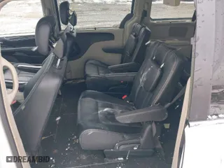 2015 Chrysler Town & Country Touring with VIN 2C4RC1BG0FR504982, listed as a IAAI auction lot 41975290 with 135,645 mi miles. Bid and sale history available at carsss.com. Image 8.