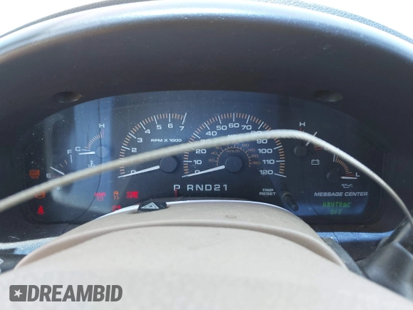 2003 Ford Expedition Special Service с VIN 1FMFU16L33LA47480, выставлен на аукционе IAAI как лот 42514616 с пробегом 205 802 миль миль и . История ставок и продаж доступна на DreamBid. Изображение 7.