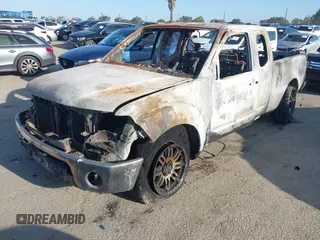 2007 Nissan Frontier Nismo z VIN 1N6AD06W47C455993, wystawiony jako IAAI lot #42328141 z przebiegiem Nie podano mil oraz . Historia ofert i sprzedaży dostępna na DreamBid. Obrazek 16.