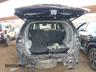 2014 Kia Sorento SX Limited with VIN 5XYKWDA77EG518912, listed as a IAAI auction lot 41865341 with 125,867 mi miles. Bid and sale history available at carsss.com. Image 6.