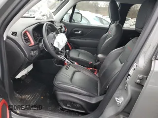 2022 Jeep Renegade Trailhawk with VIN ZACNJDC1XNPN79141, listed as a Copart auction lot 85864214 with 15,581 mi miles and Salvage Title. Bid and sale history available at DreamBid. Image 7.