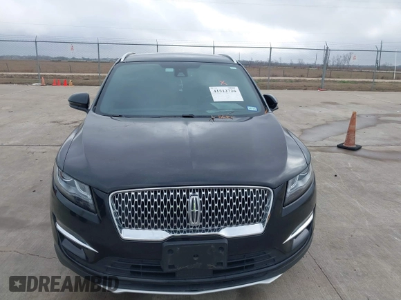 2019 Lincoln MKC Select with VIN 5LMCJ2C99KUL52725, listed as a IAAI auction lot 41512726 with 119,422 mi miles and . Bid and sale history available at DreamBid. Image 6.
