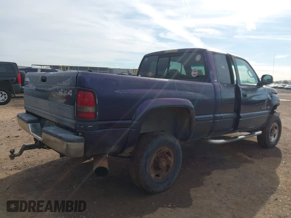 1999 Dodge 2500 with VIN 3B7KF23Z7XG177230, listed as a IAAI auction lot 41792664 with 441,626 mi miles and . Bid and sale history available at DreamBid. Image 4.