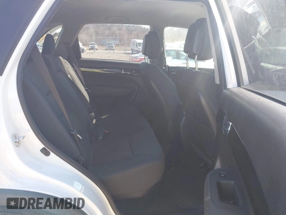 2011 Kia Sorento LX with VIN 5XYKTDA10BG072702, listed as a IAAI auction lot 41762573 with 142,937 mi miles. Bid and sale history available at carsss.com. Image 8.