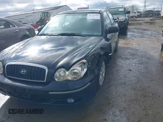2005 Hyundai Sonata GLS with VIN KMHWF35H15A107824, listed as a IAAI auction lot 41724918 with 109,411 mi miles. Bid and sale history available at carsss.com. Image 17.
