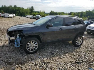 2017 Jeep Cherokee Limited with VIN 1C4PJMDB5HW649025, listed as a Copart auction lot 63069254 with 104,747 mi miles and Salvage Title. Bid and sale history available at carsss.com. Image 1.