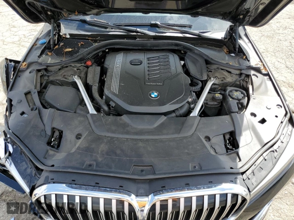 2022 BMW 7 Series 740i xDrive with VIN WBA7T4C05NCH98218, listed as a Copart auction lot 49058504 with 32,198 mi miles and . Bid and sale history available at DreamBid. Image 11.