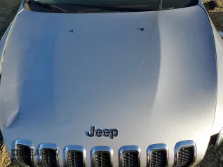 2017 Jeep Cherokee Overland with VIN 1C4PJMJS5HW665021, listed as a Copart auction lot 50872945 with 98,502 mi miles and Salvage Title. Bid and sale history available at carsss.com. Image 13.