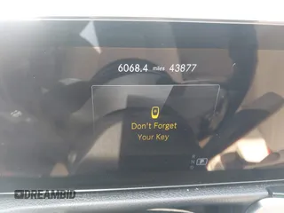 2022 Mercedes-Benz GLB 250 с VIN W1N4M4GB0NW258262, выставлен на аукционе IAAI как лот 41979739 с пробегом 43 877 миль миль и . История ставок и продаж доступна на DreamBid. Изображение 7.