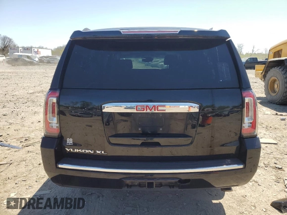 2019 GMC Yukon XL Denali with VIN 1GKS2HKJ6KR307005, listed as a Copart auction lot 53492965 with 164,936 mi miles and Clean Title. Bid and sale history available at carsss.com. Image 6.