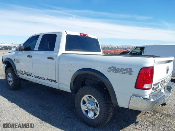 2018 Ram 2500 Tradesman with VIN 3C6UR5CL1JG341311, listed as a IAAI auction lot 41574252 with 117,635 mi miles. Bid and sale history available at carsss.com. Image 3.
