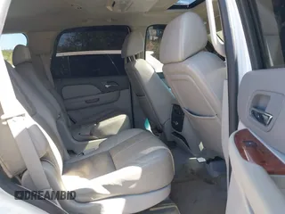 2008 Chevrolet Tahoe 3LT with VIN 1GNFC13018J225012, listed as a IAAI auction lot 41754340 with 246,224 mi miles and . Bid and sale history available at DreamBid. Image 8.