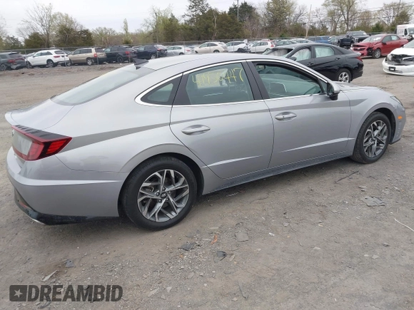 2023 Hyundai Sonata SEL with VIN KMHL64JA6PA269887, listed as a IAAI auction lot 41950447 with 31,218 mi miles and . Bid and sale history available at DreamBid. Image 4.