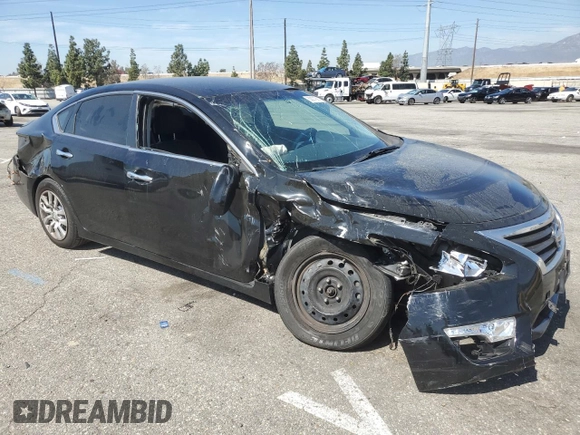 2014 Nissan Altima S with VIN 1N4AL3AP3EN235887, listed as a Copart auction lot 50079915 with 141,795 mi miles and Salvage Title. Bid and sale history available at DreamBid. Image 4.