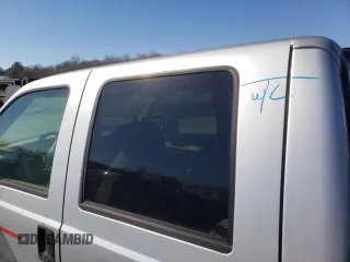 2000 Ford F-350 XL with VIN 1FTSW31F2YED14050, listed as a Copart auction lot 45839055 with 302,831 mi miles and Non Repairable. Bid and sale history available at DreamBid. Image 12.