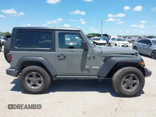 2021 Jeep Wrangler Sport S z VIN 1C4HJXAG8MW569220, wystawiony jako IAAI lot #42213316 z przebiegiem 41 284 mil mil oraz . Historia ofert i sprzedaży dostępna na DreamBid. Obrazek 13.