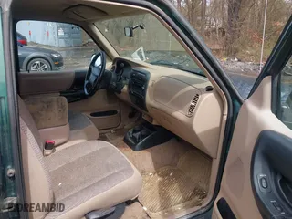 2000 Ford Ranger XL with VIN 1FTYR14V6YTA24267, listed as a IAAI auction lot 41964509 with 140,436 mi miles. Bid and sale history available at carsss.com. Image 5.