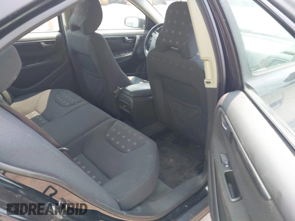 2004 Volvo S60 с VIN YV1RS61T742324600, выставлен на аукционе IAAI как лот 42418865 с пробегом 233 502 миль миль и . История ставок и продаж доступна на DreamBid. Изображение 8.
