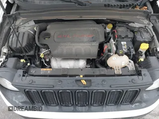 2017 Jeep Renegade Latitude with VIN ZACCJBBB3HPE71456, listed as a IAAI auction lot 41202372 with 72,552 mi miles. Bid and sale history available at carsss.com. Image 10.