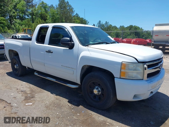 2007 Chevrolet Silverado 1500 LT w/2LT with VIN 2GCEC19JX71663055, listed as a IAAI auction lot 42192320 with 164,964 mi miles. Bid and sale history available at carsss.com. Image 1.