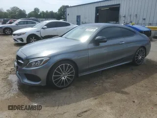 2018 Mercedes-Benz C 300 z VIN WDDWJ4JB5JF750528, wystawiony jako Copart lot #52203115 z przebiegiem 83 409 mil mil oraz Szkoda całkowita • Salvage title. Historia ofert i sprzedaży dostępna na DreamBid. Obrazek 1.