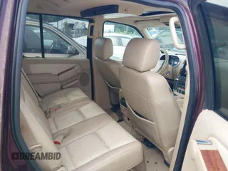 2006 Ford Explorer Eddie Bauer z VIN 1FMEU74E96UA01766, wystawiony jako IAAI lot #42624663 z przebiegiem 145 942 mil mil oraz . Historia ofert i sprzedaży dostępna na DreamBid. Obrazek 8.
