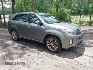 2015 Kia Sorento SX z VIN 5XYKW4A76FG593005, wystawiony jako IAAI lot #42296734 z przebiegiem 138 345 mil mil oraz . Historia ofert i sprzedaży dostępna na DreamBid. Obrazek 1.