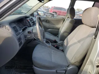 2000 Chevrolet Tracker z VIN 2CNBE13C4Y6920783, wystawiony jako Copart lot #82619854 z przebiegiem 96 620 mil mil oraz Czysty tytuł • Clean title. Historia ofert i sprzedaży dostępna na DreamBid. Obrazek 7.
