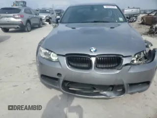 2011 BMW M3 z VIN WBSPM9C55BE202555, wystawiony jako Copart lot #46923435 z przebiegiem 78 949 mil mil oraz Szkody całkowita. Historia ofert i sprzedaży dostępna na DreamBid. Obrazek 11.